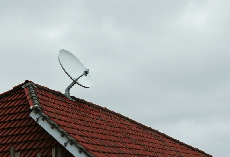 Starlink CGNAT vs a Homelab: When Inbound Ports Are the Product